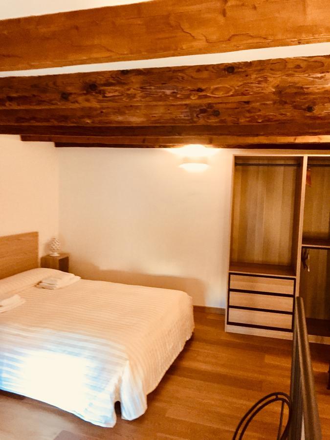 Historical And Luxury Apartment Bolonia Zewnętrze zdjęcie