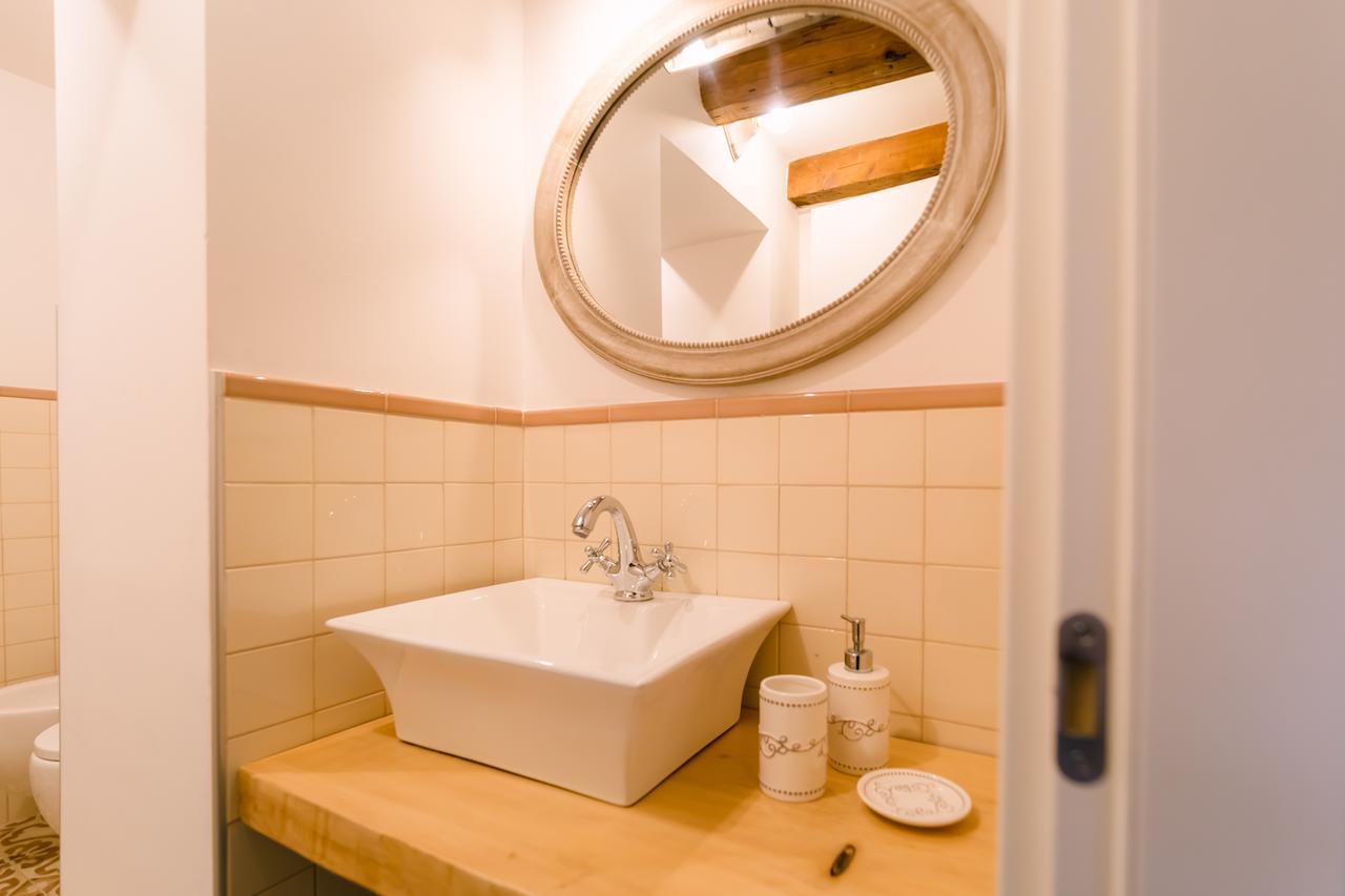 Historical And Luxury Apartment Bolonia Zewnętrze zdjęcie