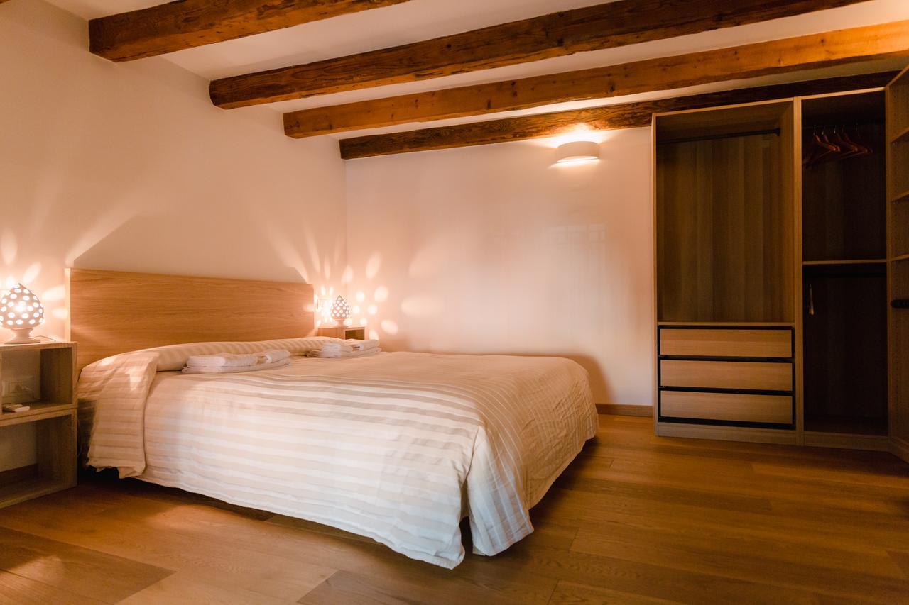 Historical And Luxury Apartment Bolonia Zewnętrze zdjęcie