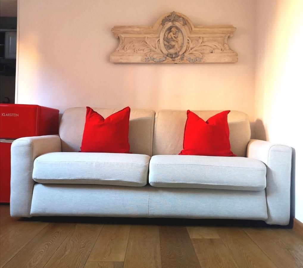 Historical And Luxury Apartment Bolonia Zewnętrze zdjęcie